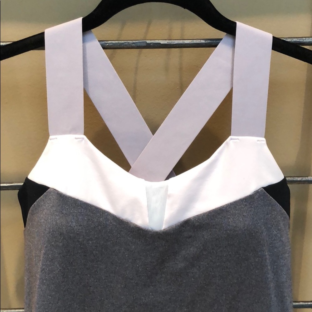 Alo Tank Top - Picture 2 of 5